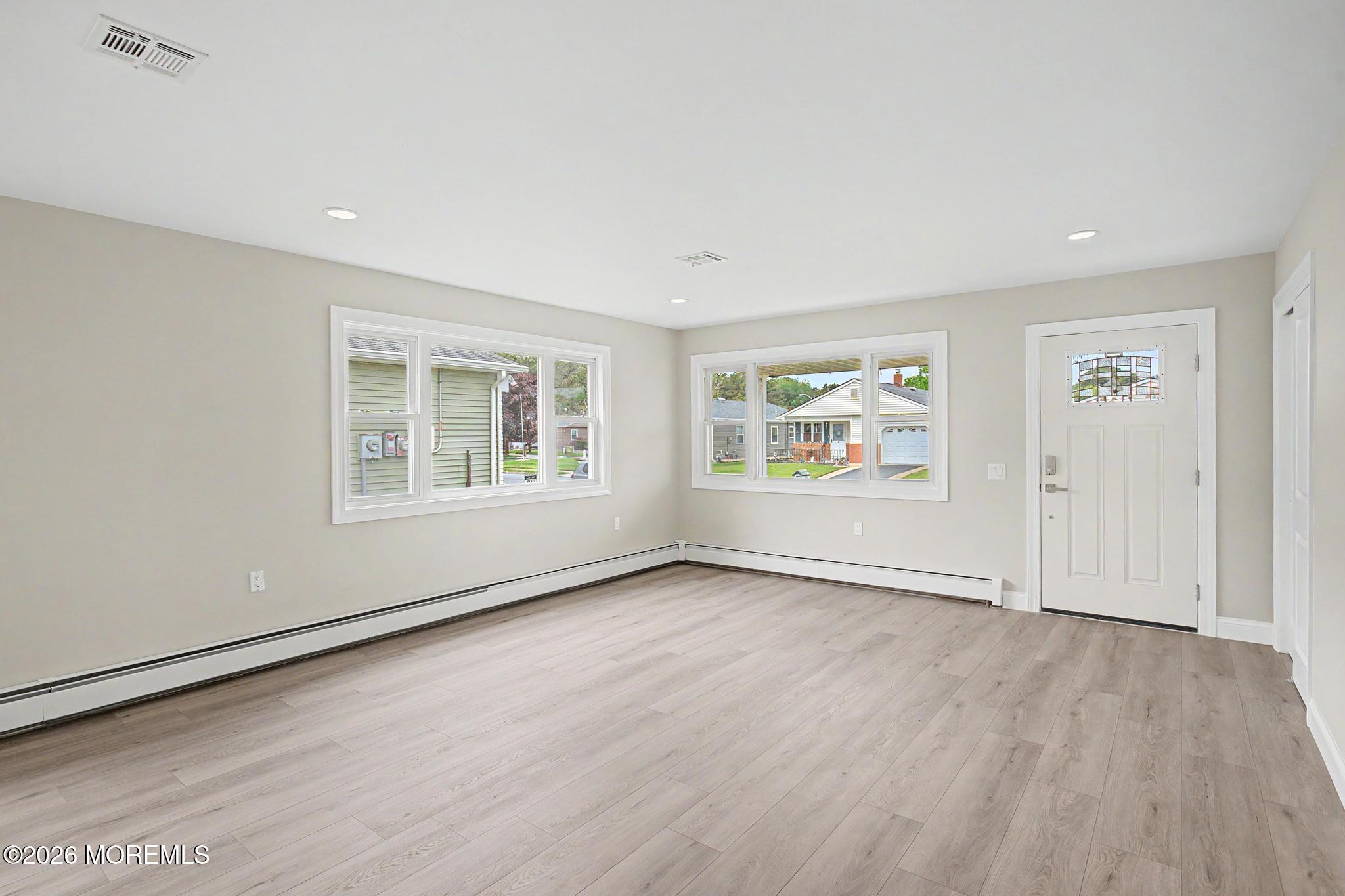 18 Camrose Street Toms River NJ 08757