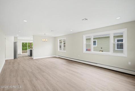 18 Camrose Street Toms River NJ 08757