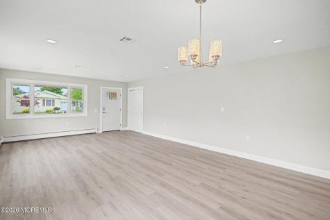 18 Camrose Street Toms River NJ 08757
