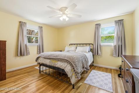 18 Barbara Lane Oakhurst NJ 07755