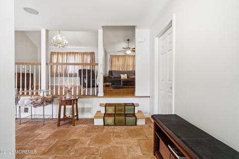 18 Barbara Lane Oakhurst NJ 07755