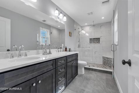 46 Hudson Avenue North Middletown NJ 07748