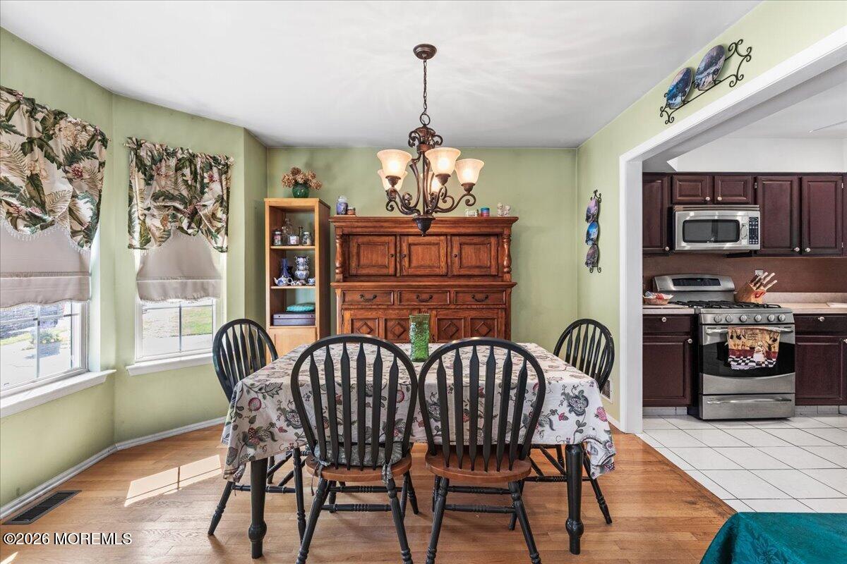 48 Diamond Lane Howell NJ 07731