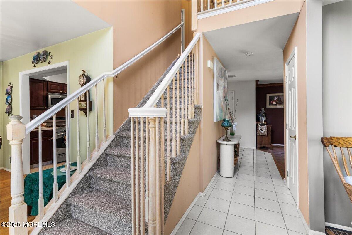 48 Diamond Lane Howell NJ 07731