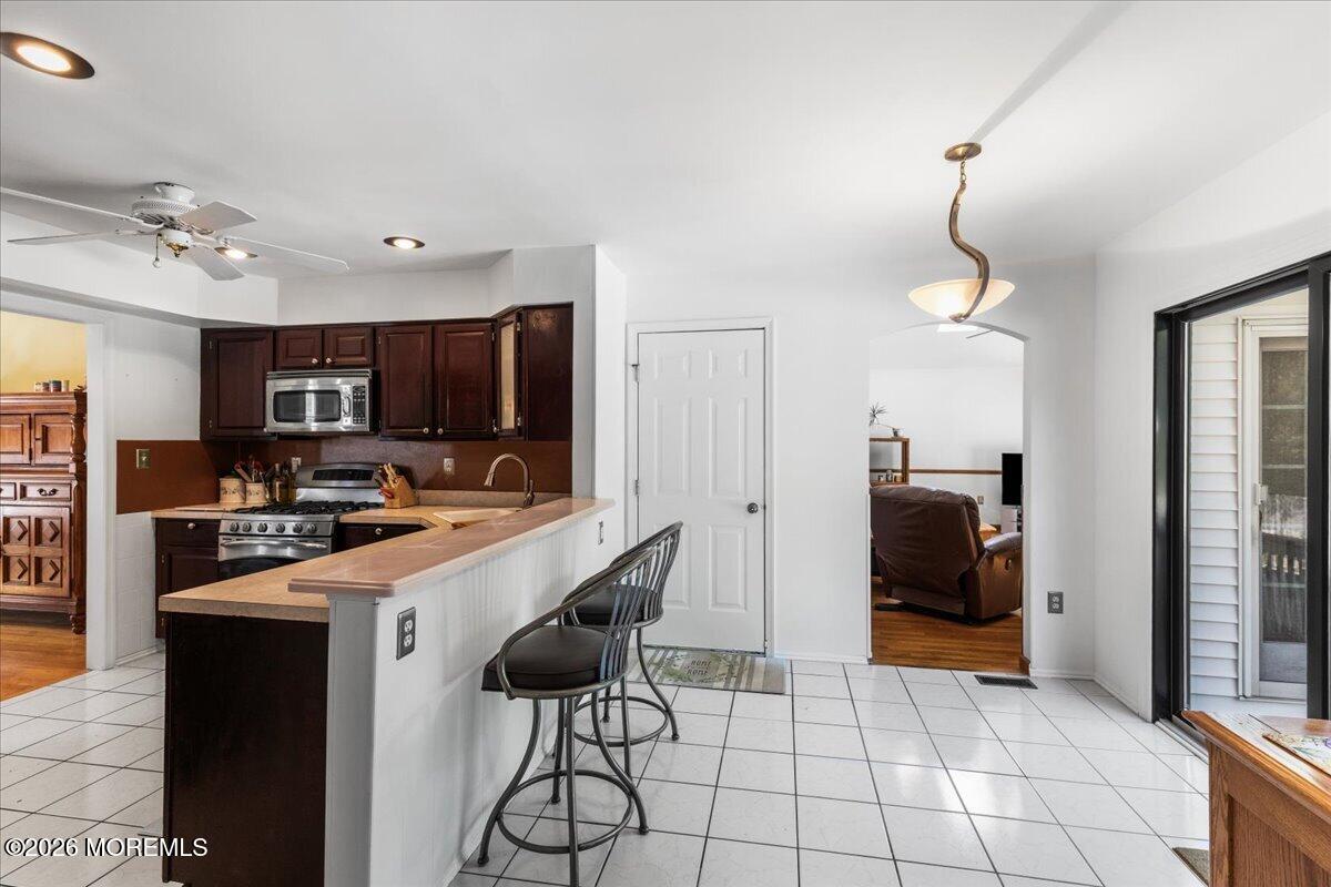 48 Diamond Lane Howell NJ 07731