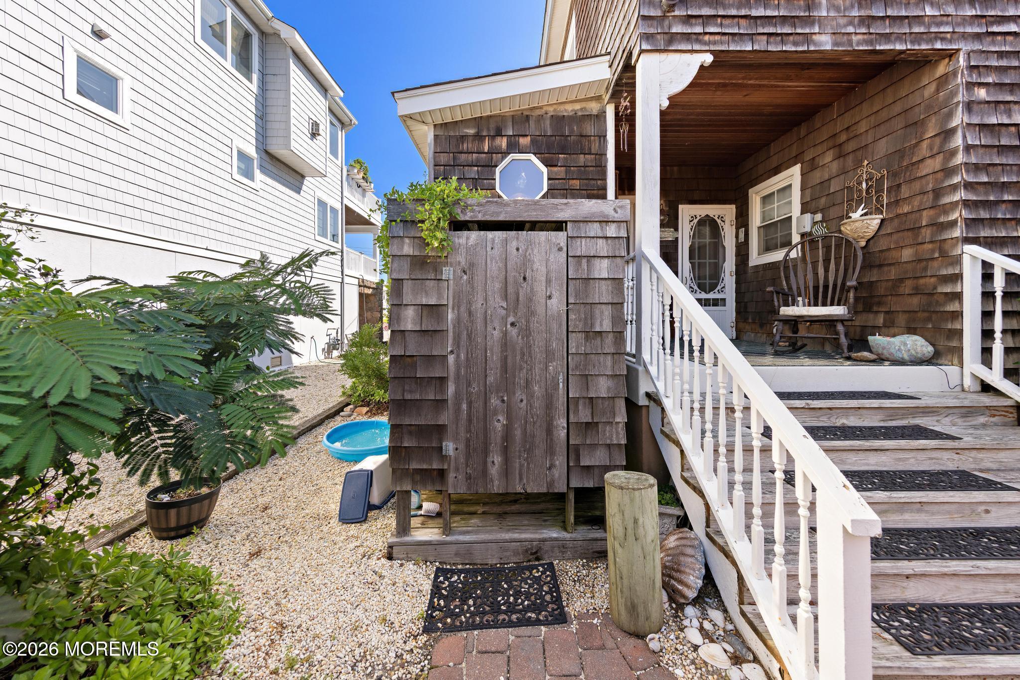 16 N 9th Street Surf City NJ 08008