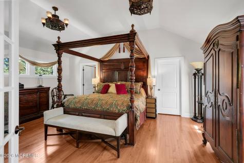 204 Pine Place Red Bank NJ 07701