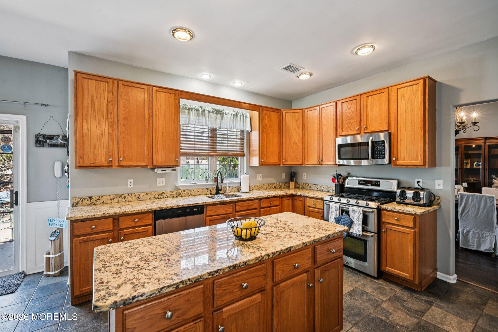 5 Forest View Drive Bayville NJ 08721