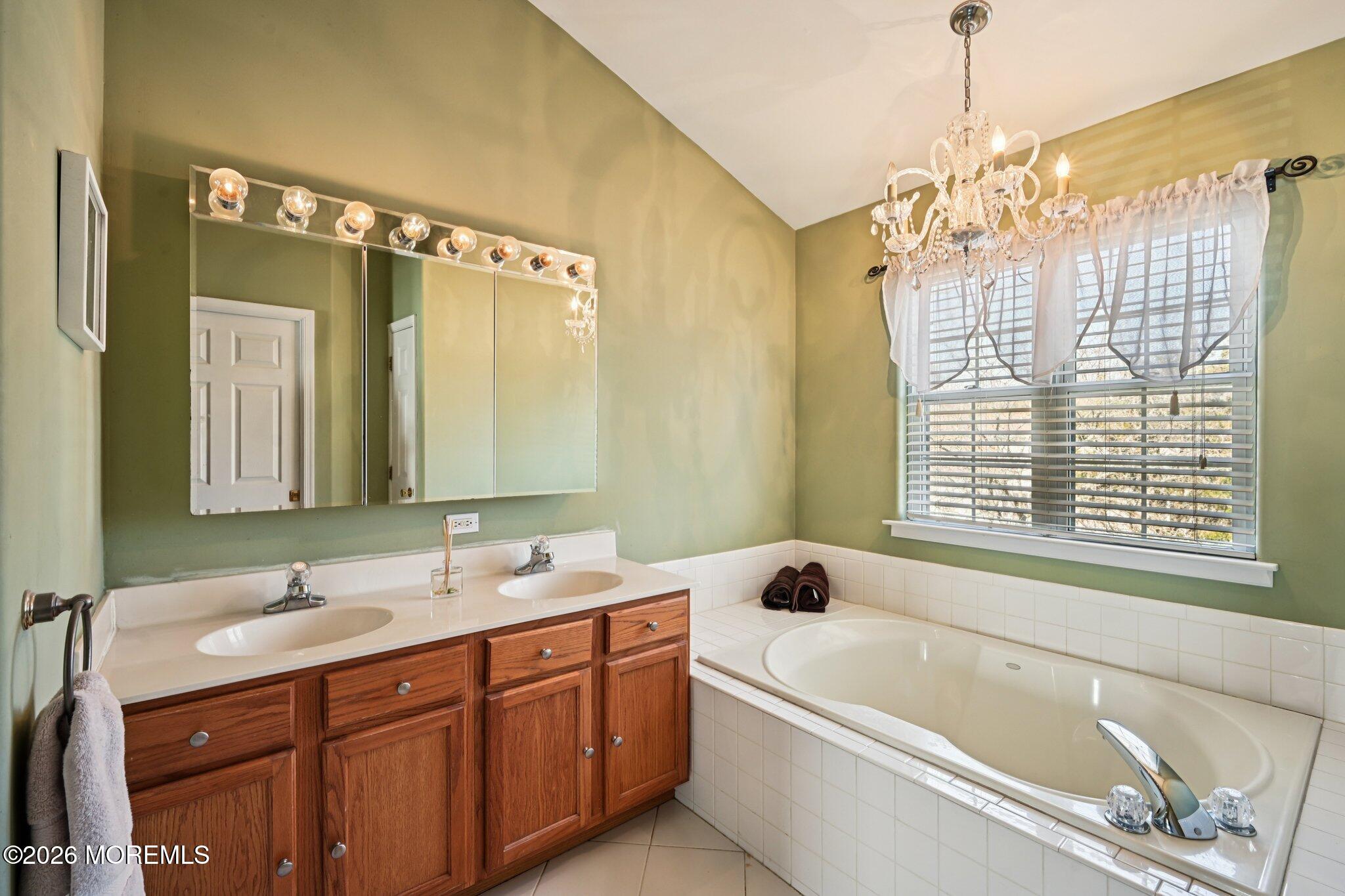 5 Forest View Drive Bayville NJ 08721