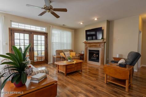 514 Weston Drive Galloway NJ 08205