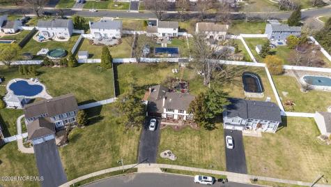 19 Plymouth Lane Manalapan NJ 07726
