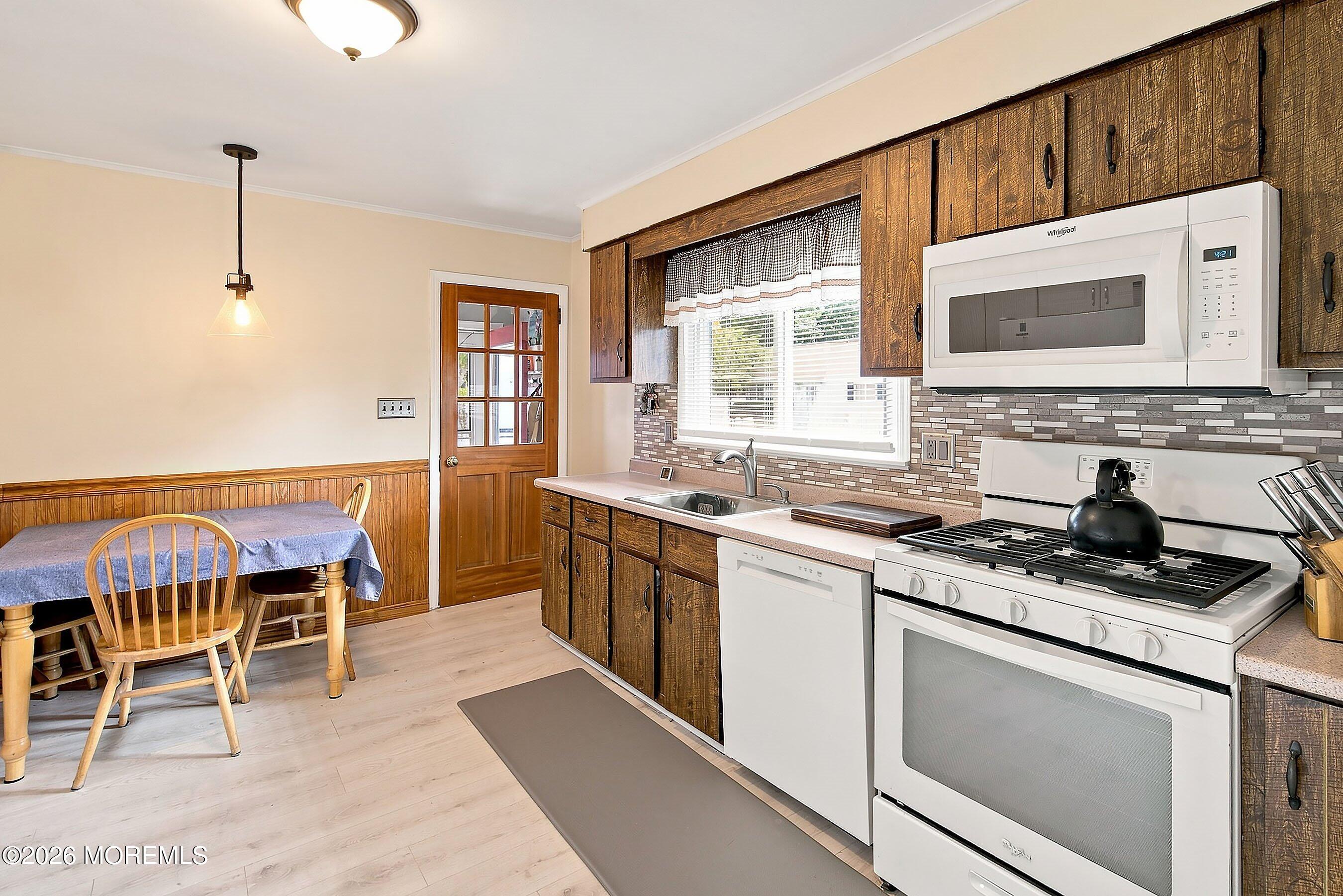 6 Burnham Road East Brunswick NJ 08816