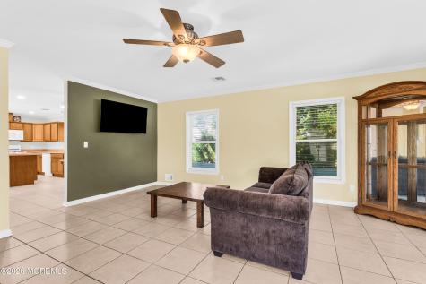 410 Monmouth Avenue Ocean Gate NJ 08740