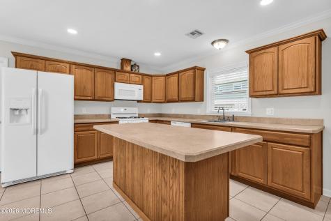 410 Monmouth Avenue Ocean Gate NJ 08740