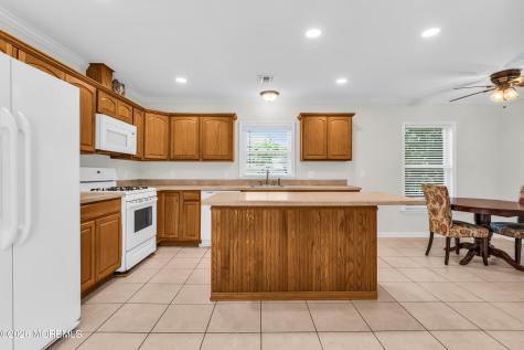 410 Monmouth Avenue Ocean Gate NJ 08740