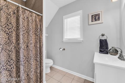 410 Monmouth Avenue Ocean Gate NJ 08740