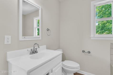 410 Monmouth Avenue Ocean Gate NJ 08740