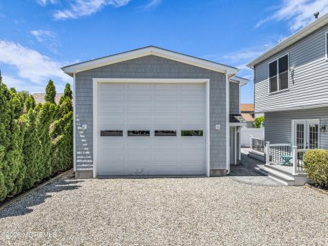 410 Monmouth Avenue Ocean Gate NJ 08740