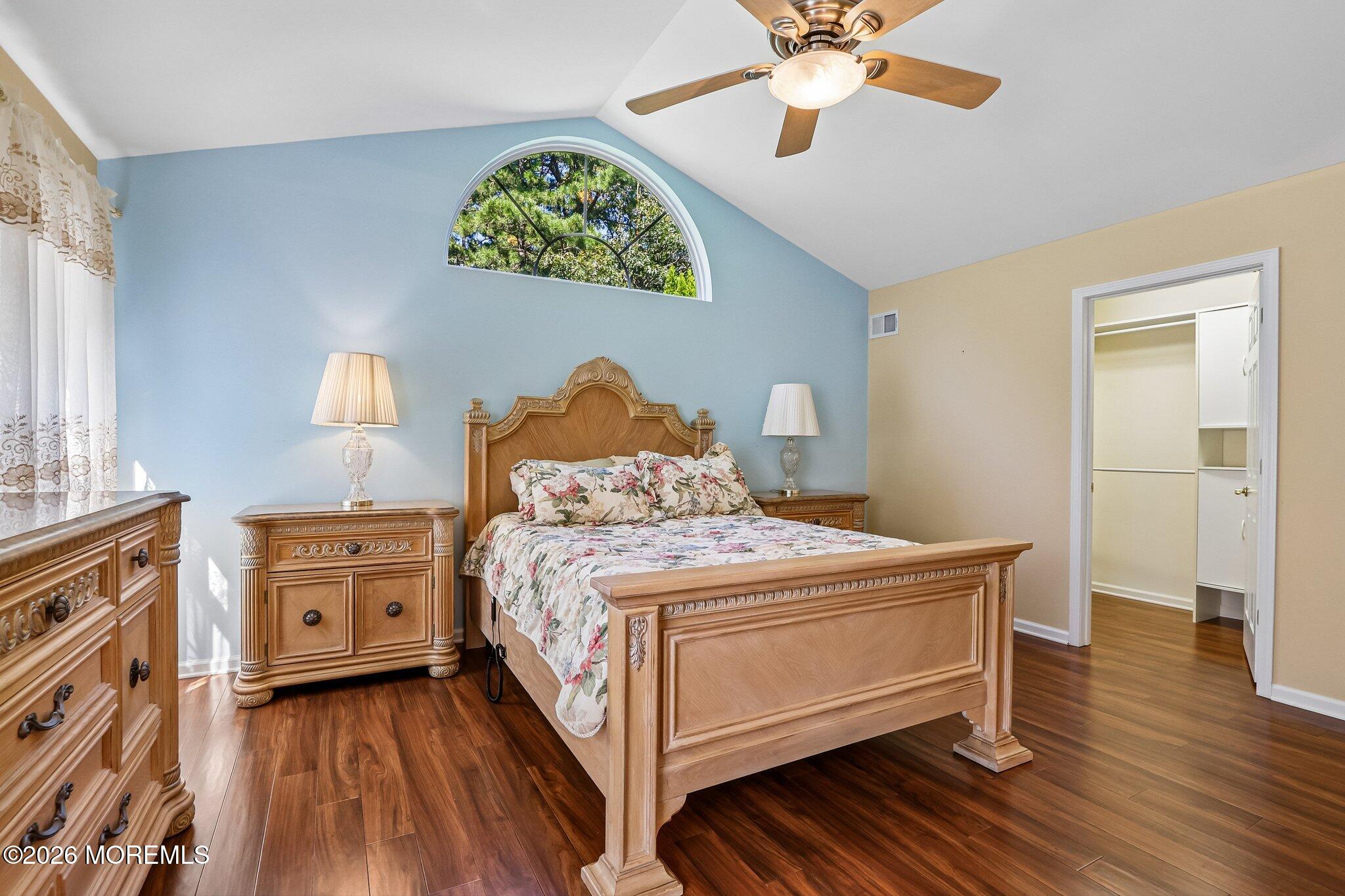 12 Sandhurst Road Lakewood NJ 08701