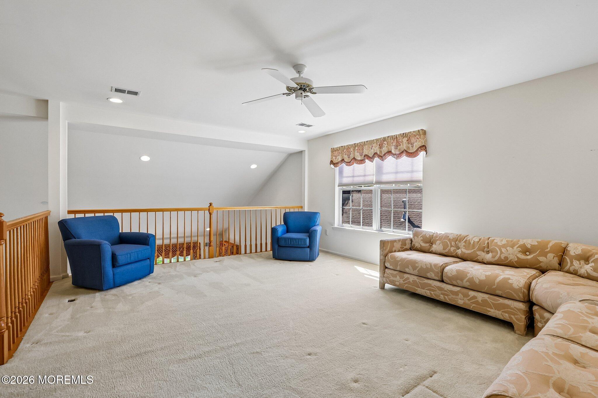 12 Sandhurst Road Lakewood NJ 08701
