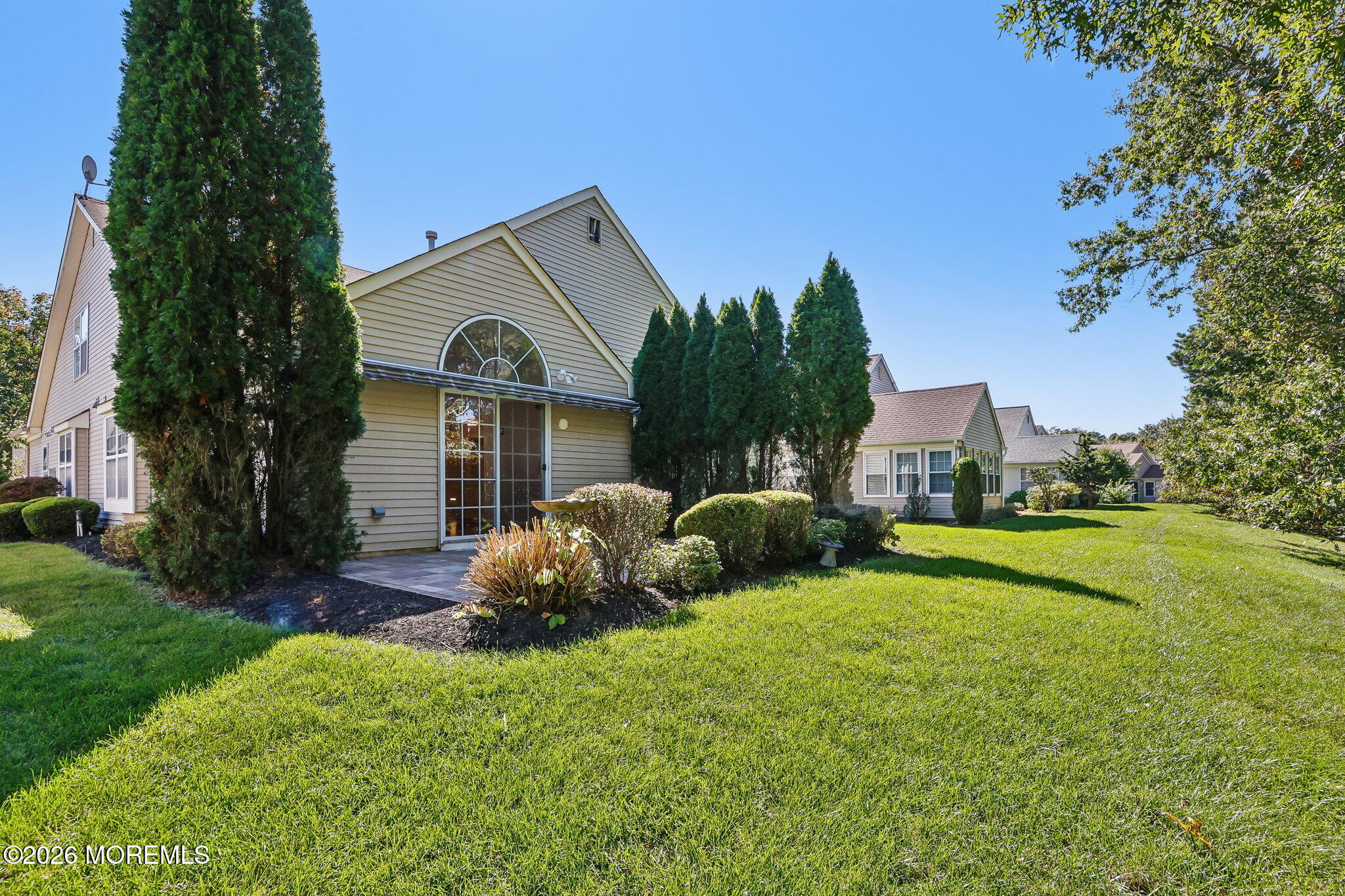 12 Sandhurst Road Lakewood NJ 08701