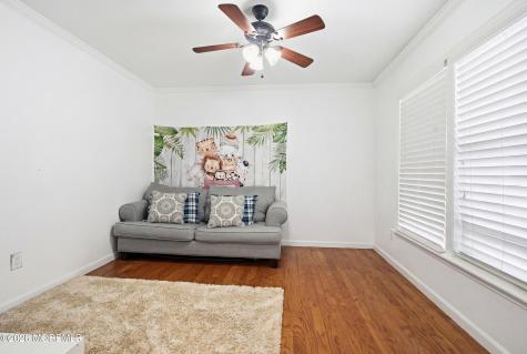 720 Talmadge Avenue Oakhurst NJ 07755