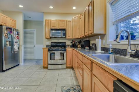 11 Greenbriar Drive Little Egg Harbor NJ 08087