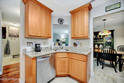 335 Sunshine Court Englishtown NJ 07726