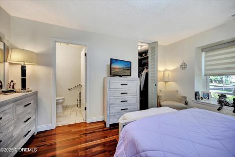 335 Sunshine Court Englishtown NJ 07726