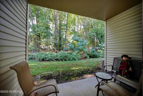 335 Sunshine Court Englishtown NJ 07726