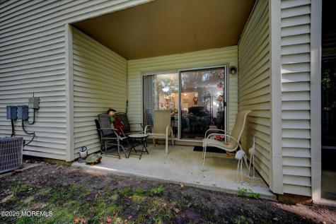 335 Sunshine Court Englishtown NJ 07726