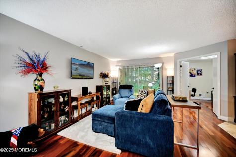 335 Sunshine Court Englishtown NJ 07726