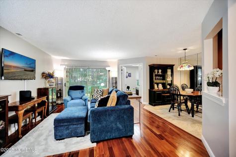 335 Sunshine Court Englishtown NJ 07726