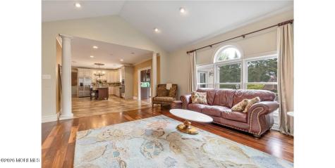 9 Woodmere Road Monroe NJ 08831