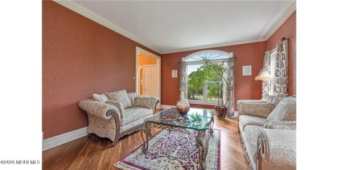 9 Woodmere Road Monroe NJ 08831