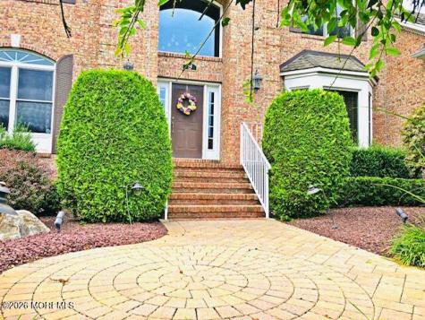 9 Woodmere Road Monroe NJ 08831