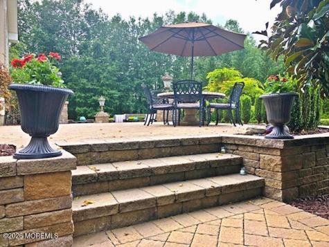 9 Woodmere Road Monroe NJ 08831