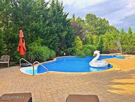 9 Woodmere Road Monroe NJ 08831
