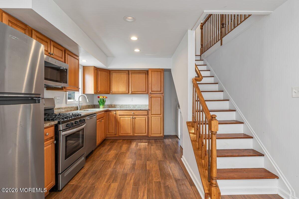 275 Laurel Avenue Hazlet NJ 07734