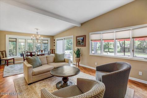 30 Parkview Terrace Lincroft NJ 07738