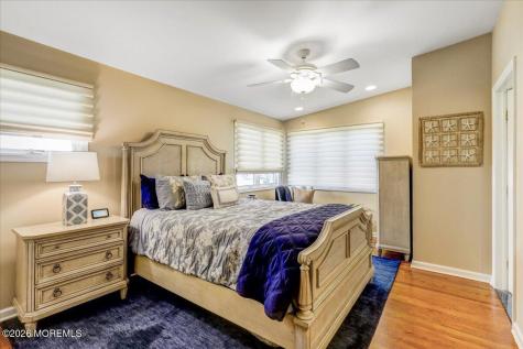 30 Parkview Terrace Lincroft NJ 07738