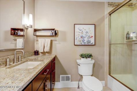 30 Parkview Terrace Lincroft NJ 07738