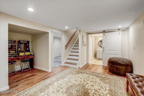 30 Parkview Terrace Lincroft NJ 07738