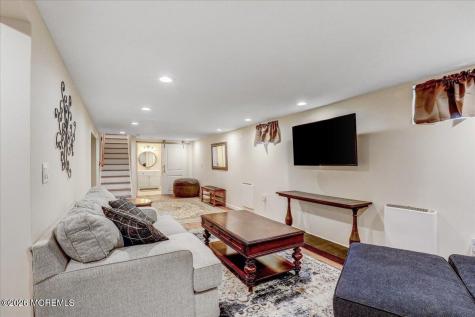 30 Parkview Terrace Lincroft NJ 07738