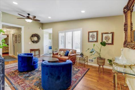 30 Parkview Terrace Lincroft NJ 07738