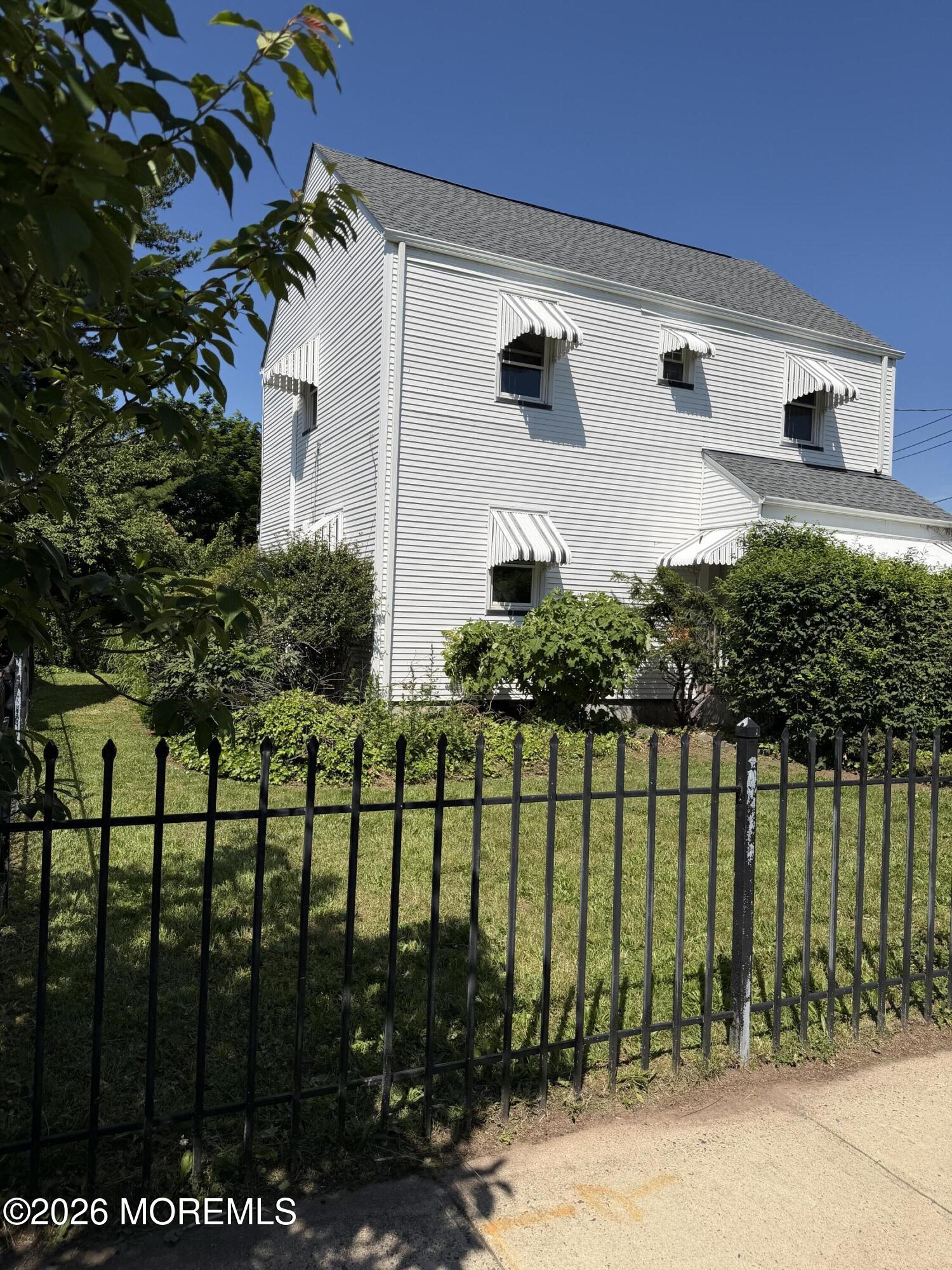 38 Dix Street New Brunswick NJ 08901