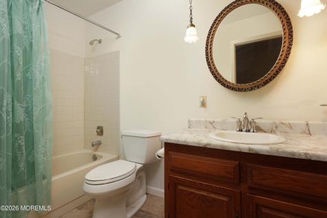 23 Easton Drive Whiting NJ 08759