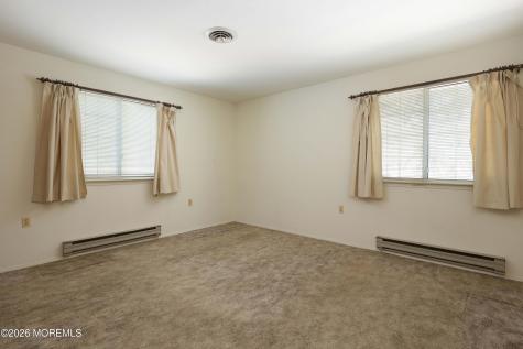 23 Easton Drive Whiting NJ 08759