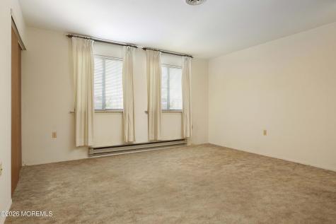 23 Easton Drive Whiting NJ 08759