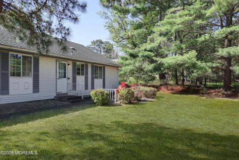 23 Easton Drive Whiting NJ 08759